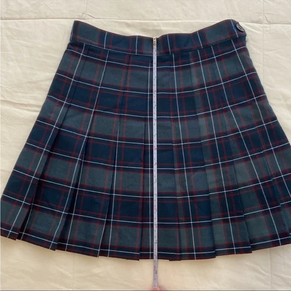 American Apparel Gabardine Plaid Tennis Skirt - Picture 5 of 13